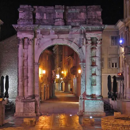 Kaiserwald Apartment Pula